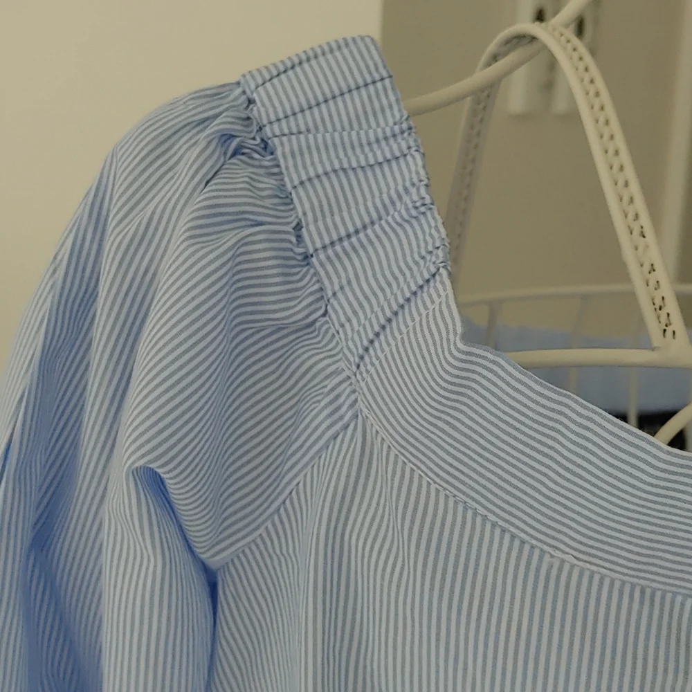 Bardot woman blouse s in size 14 - Picture 2 of 5